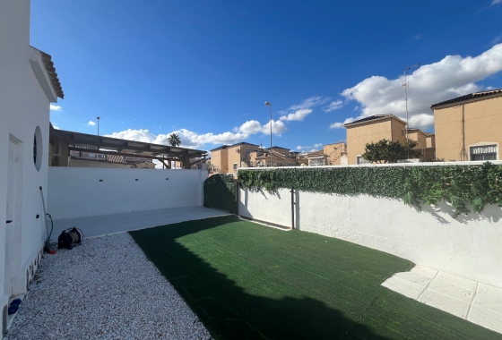 Rynek wtórny - Bungalow - Punta Prima - Serena