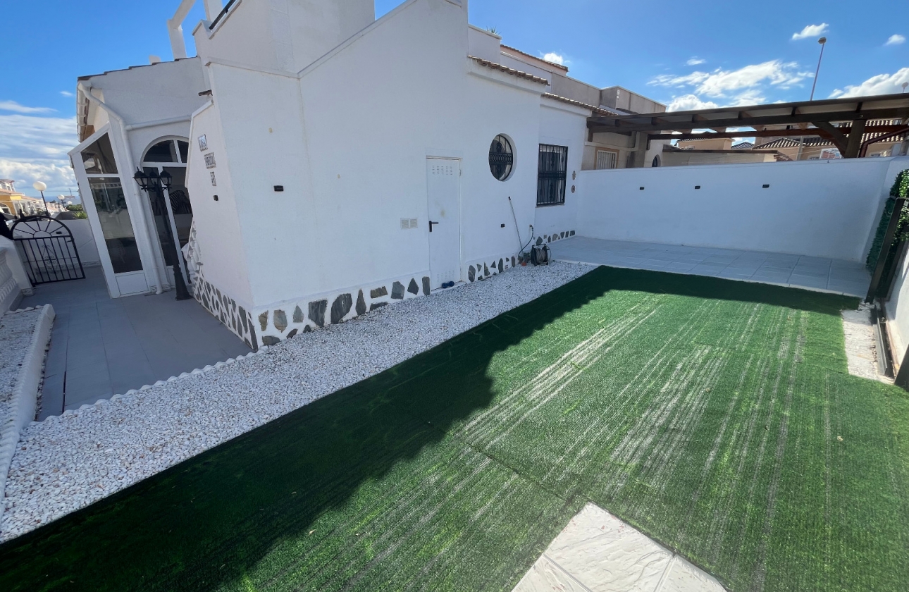 Rynek wtórny - Bungalow - Punta Prima - Serena