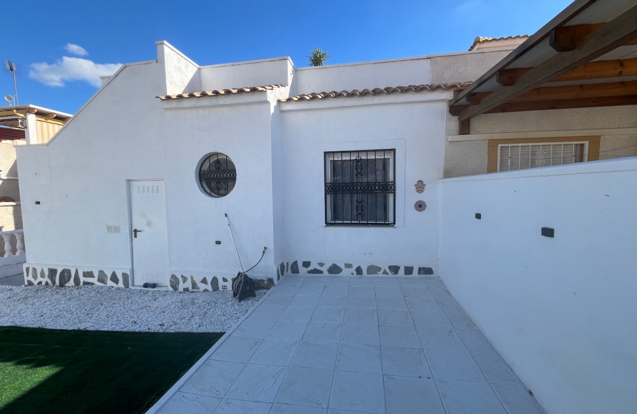 Rynek wtórny - Bungalow - Punta Prima - Serena