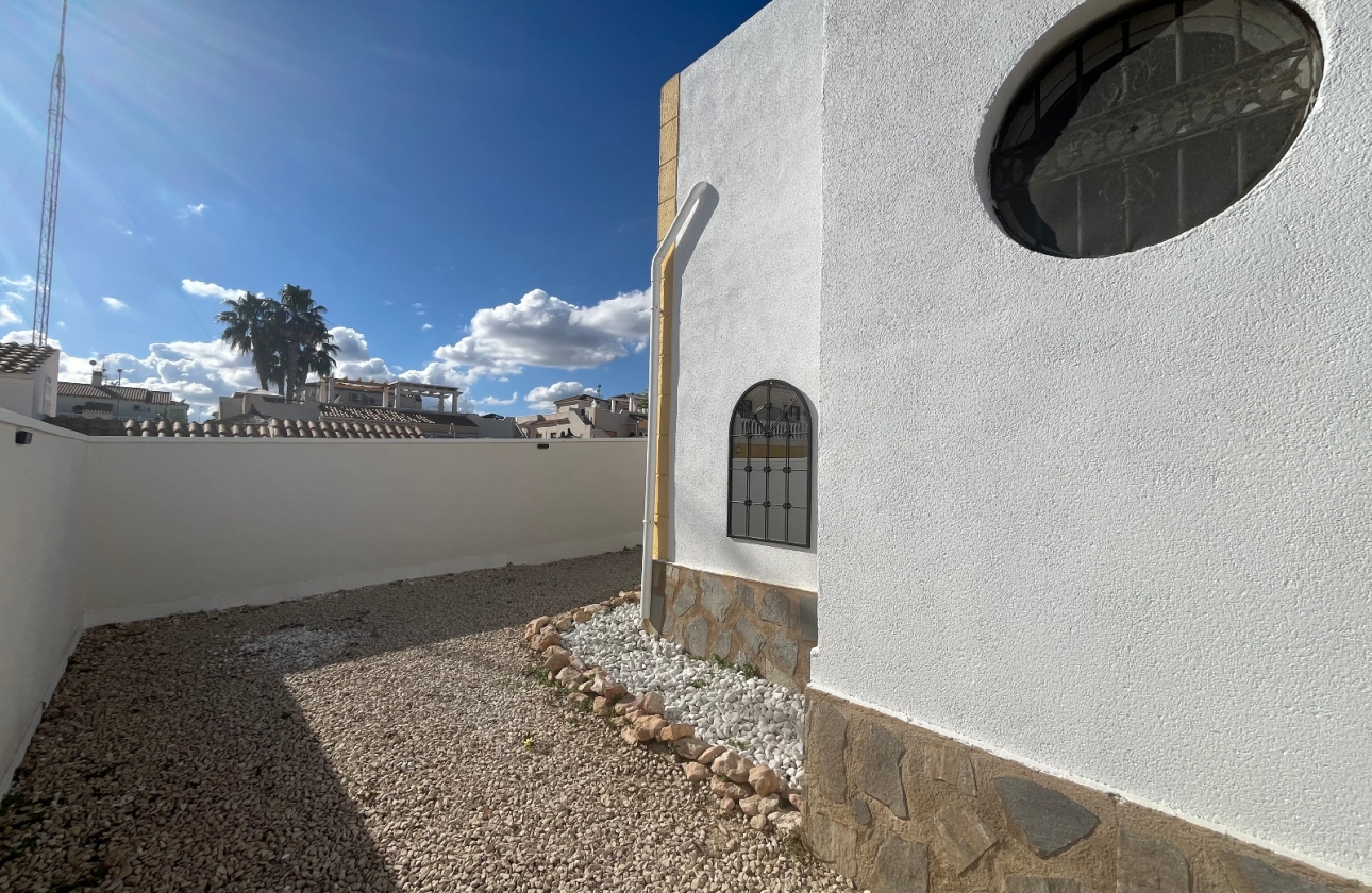 Rynek wtórny - Quad - Punta Prima - Serena