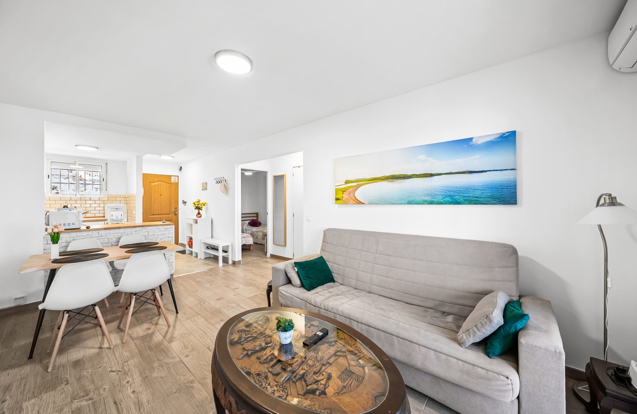 Resale - Apartment - Torrevieja - Cabo cervera