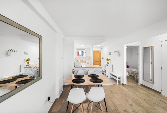 Resale - Apartment - Torrevieja - Cabo cervera