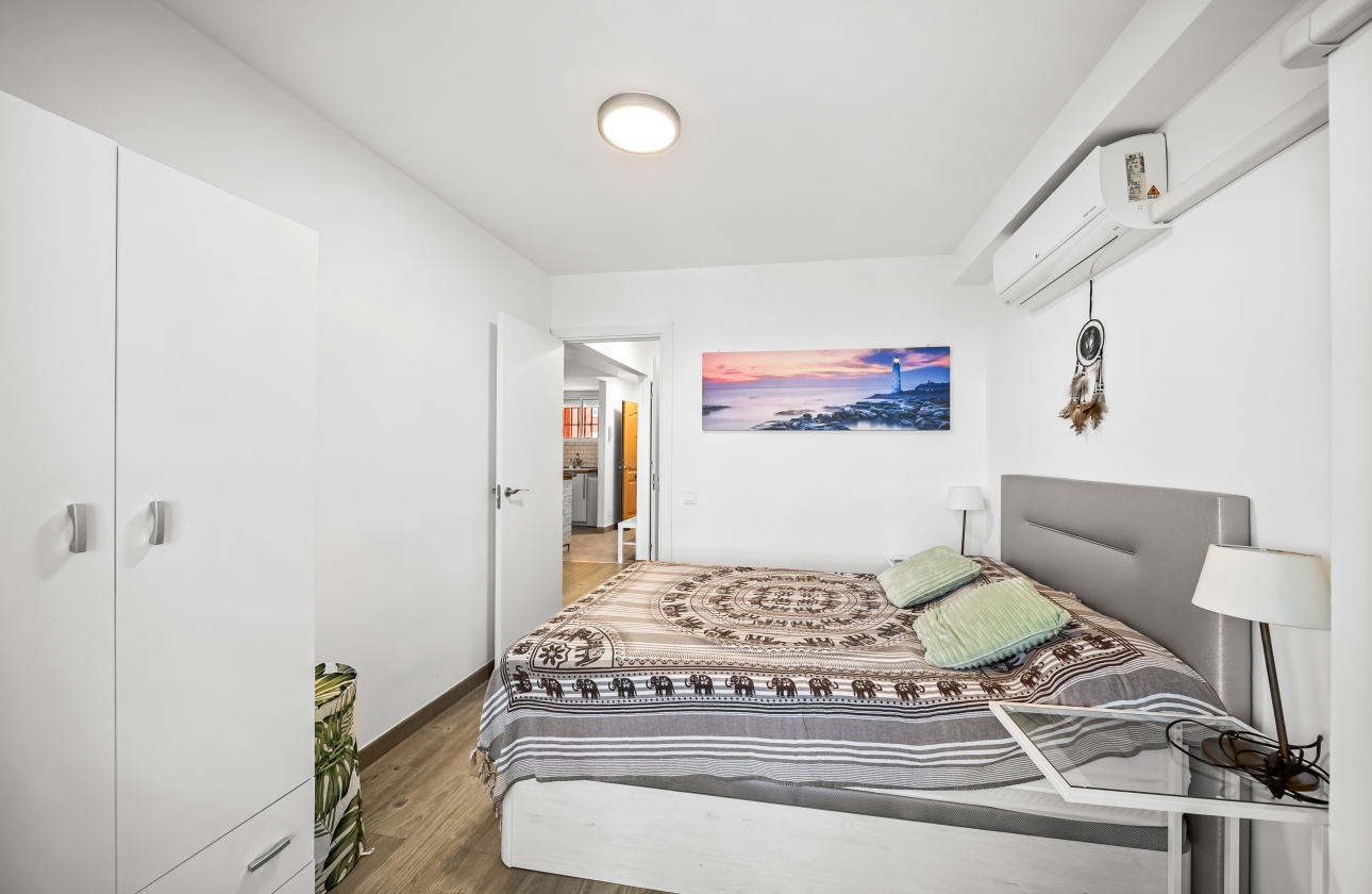 Resale - Apartment - Torrevieja - Cabo cervera