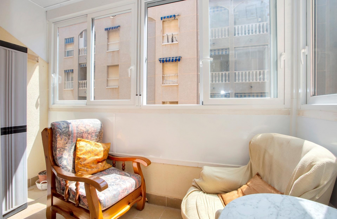 Rynek wtórny - Apartament - Torrevieja - Playa de los Locos