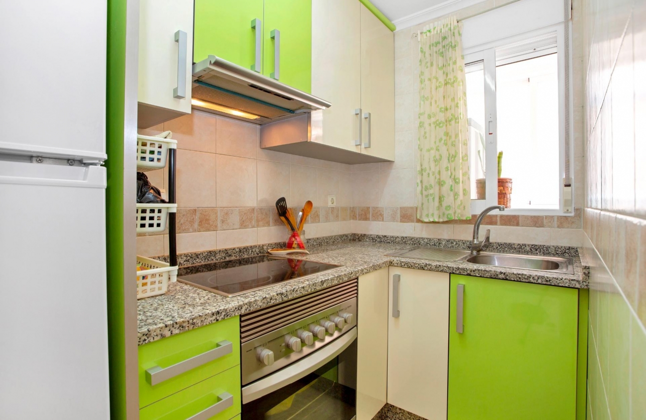 Rynek wtórny - Apartament - Torrevieja - Playa de los Locos