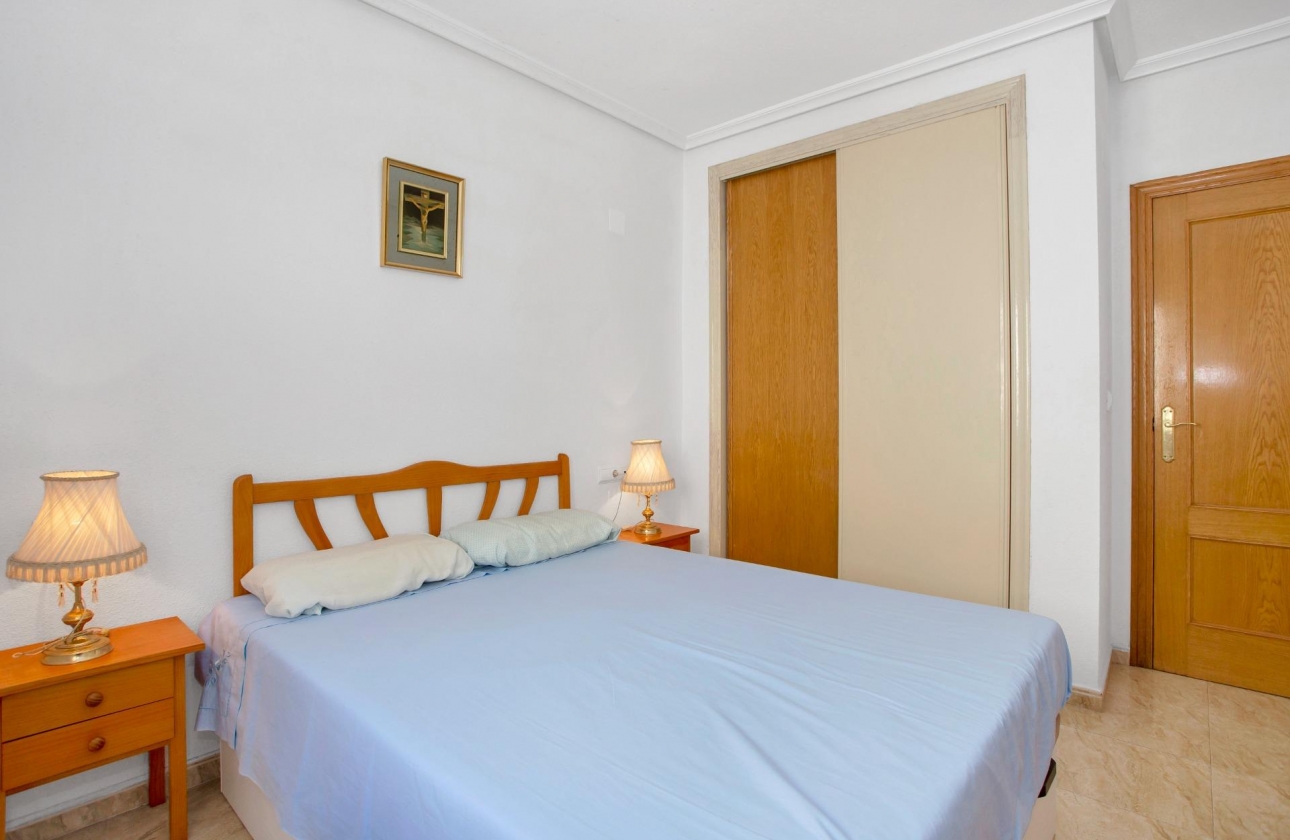 Rynek wtórny - Apartament - Torrevieja - Playa de los Locos