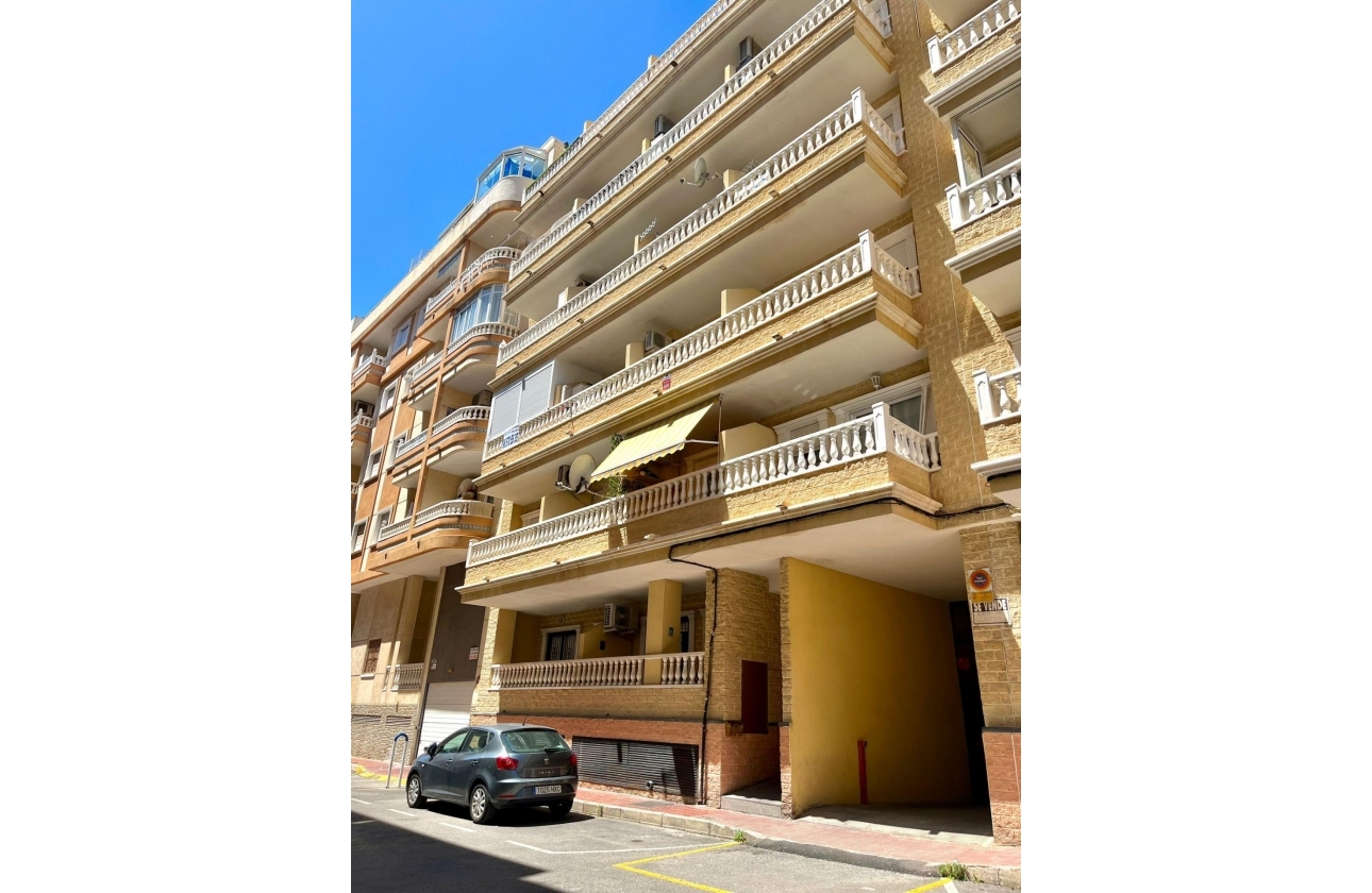 Rynek wtórny - Apartament - Torrevieja - Playa de los Locos