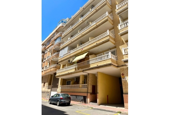 Rynek wtórny - Apartament - Torrevieja - Playa de los Locos