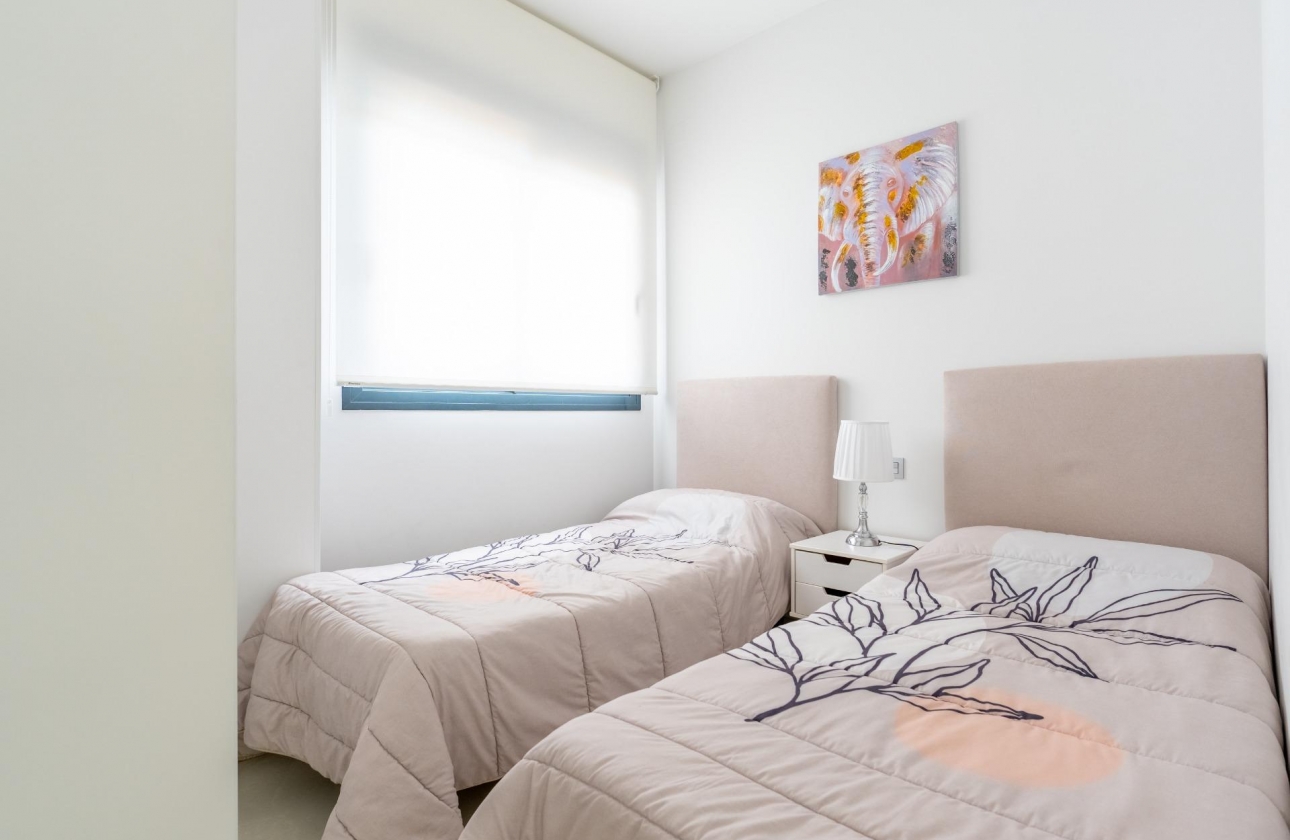 Resale - Apartment - Torrevieja - Estacion de autobuses