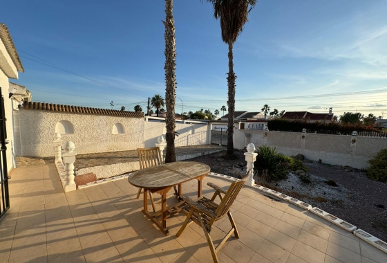Resale - Villa - Torrevieja - San Luis