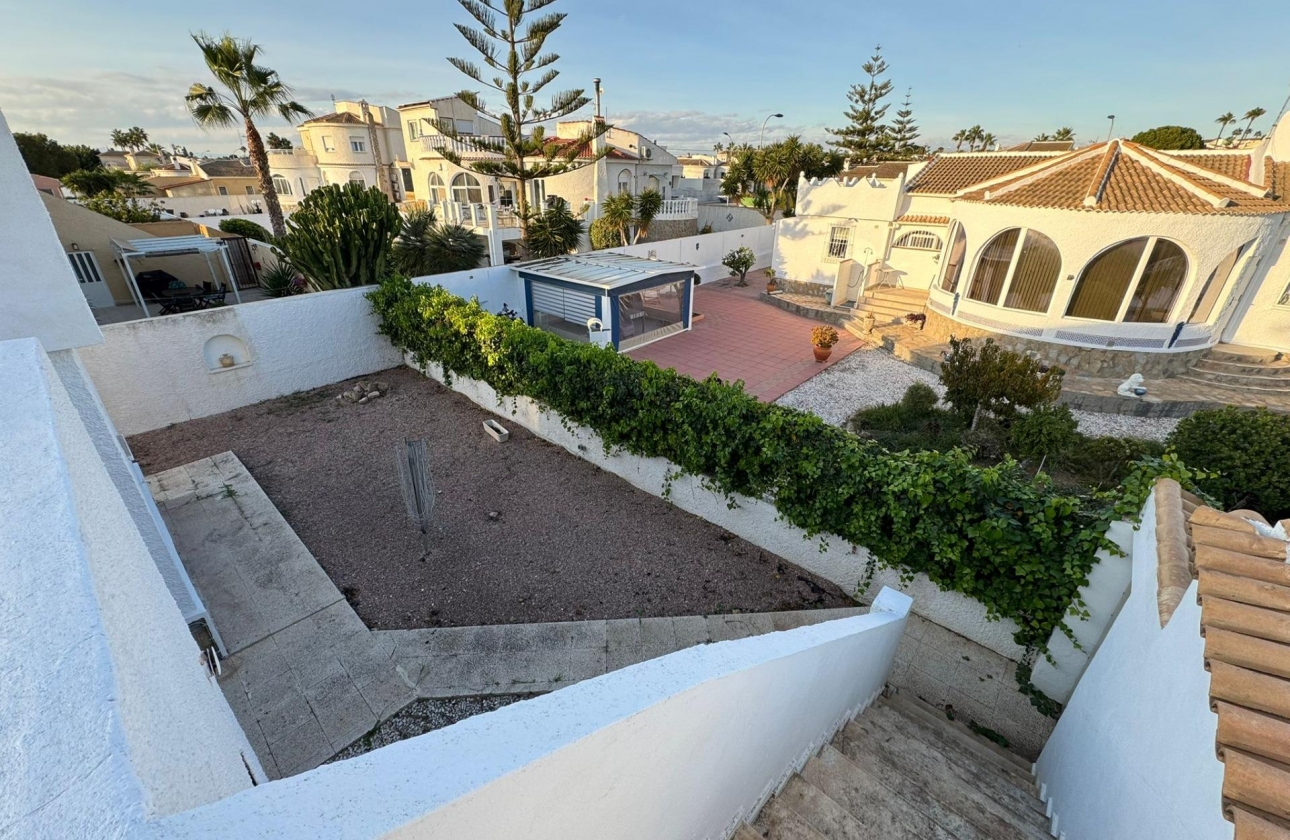 Resale - Villa - Torrevieja - San Luis