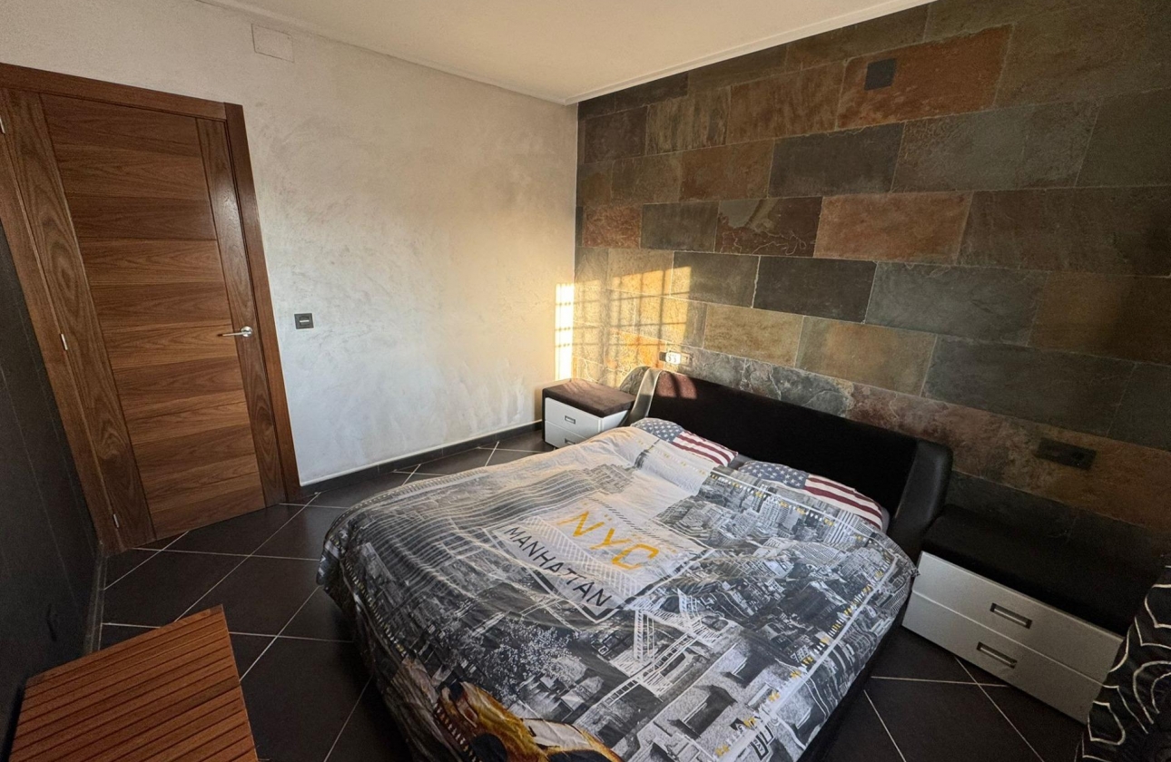 Resale - Villa - Torrevieja - San Luis