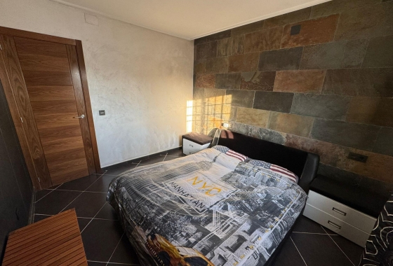 Resale - Villa - Torrevieja - San Luis