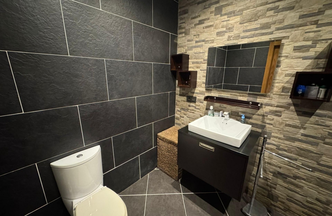 Resale - Villa - Torrevieja - San Luis