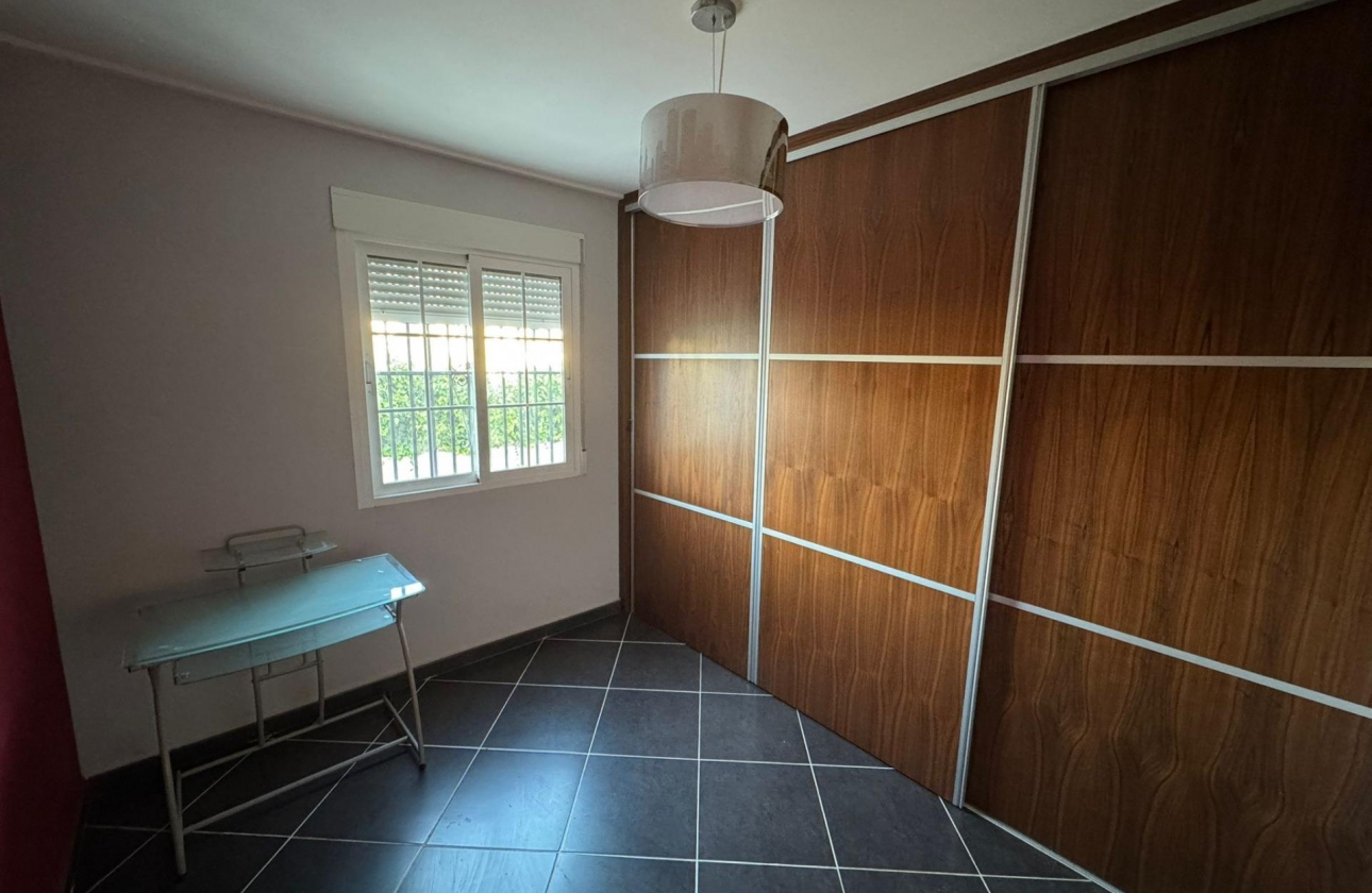 Resale - Villa - Torrevieja - San Luis