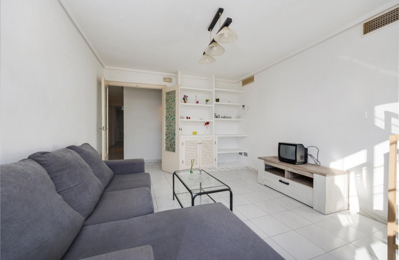 Resale - Apartment - Torrevieja - Centro