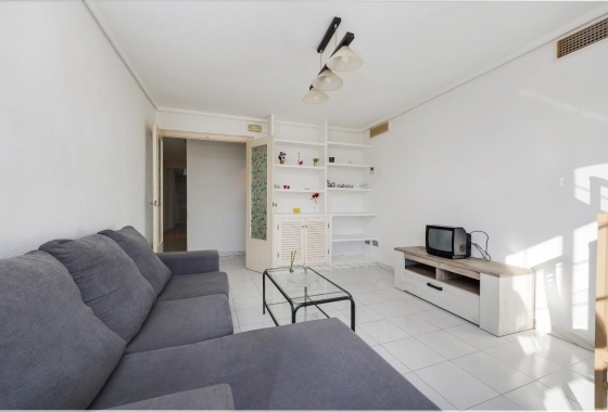 Resale - Apartment - Torrevieja - Centro