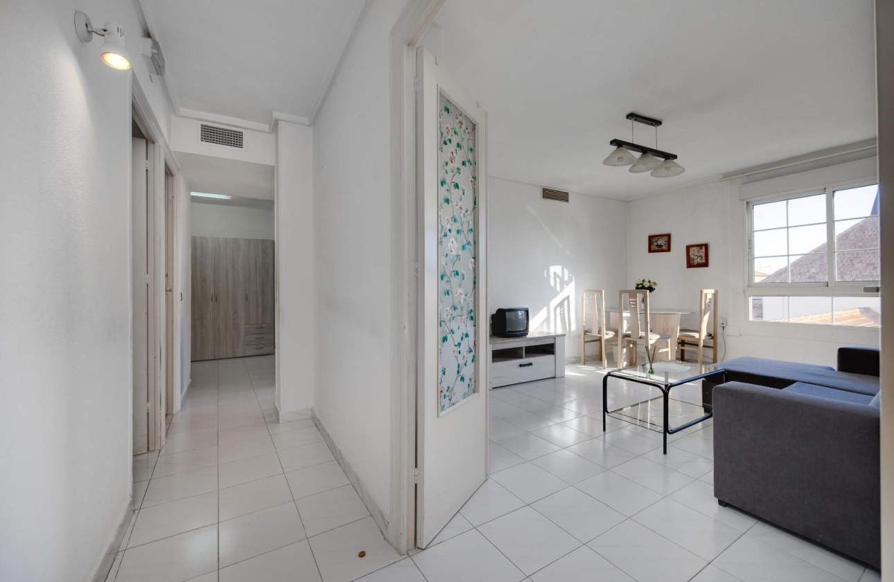 Resale - Apartment - Torrevieja - Centro