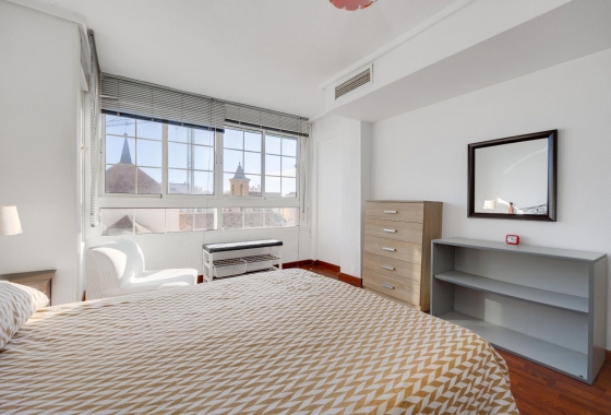 Resale - Apartment - Torrevieja - Centro