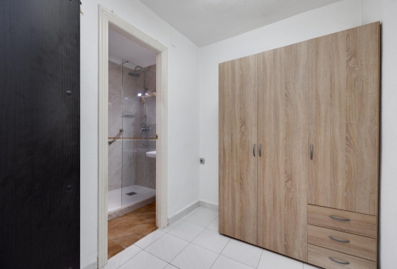 Resale - Apartment - Torrevieja - Centro