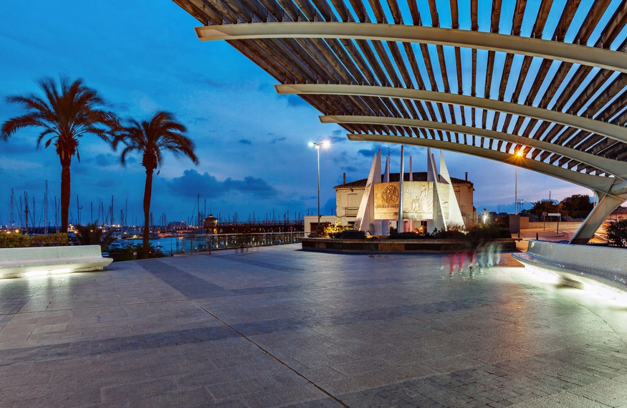 Resale - Apartment - Torrevieja - Centro