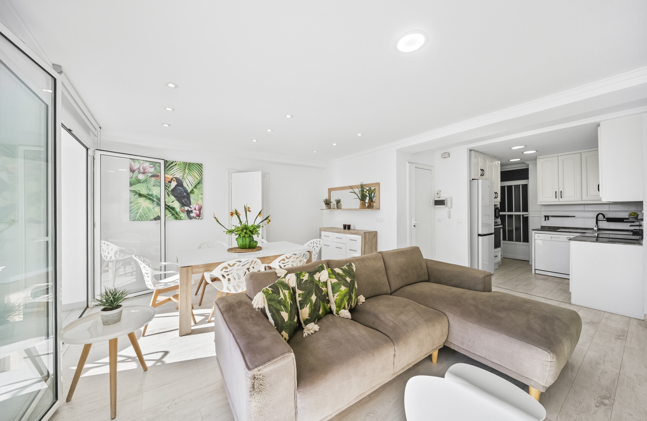 Resale - Apartment - Torrevieja - Puerto