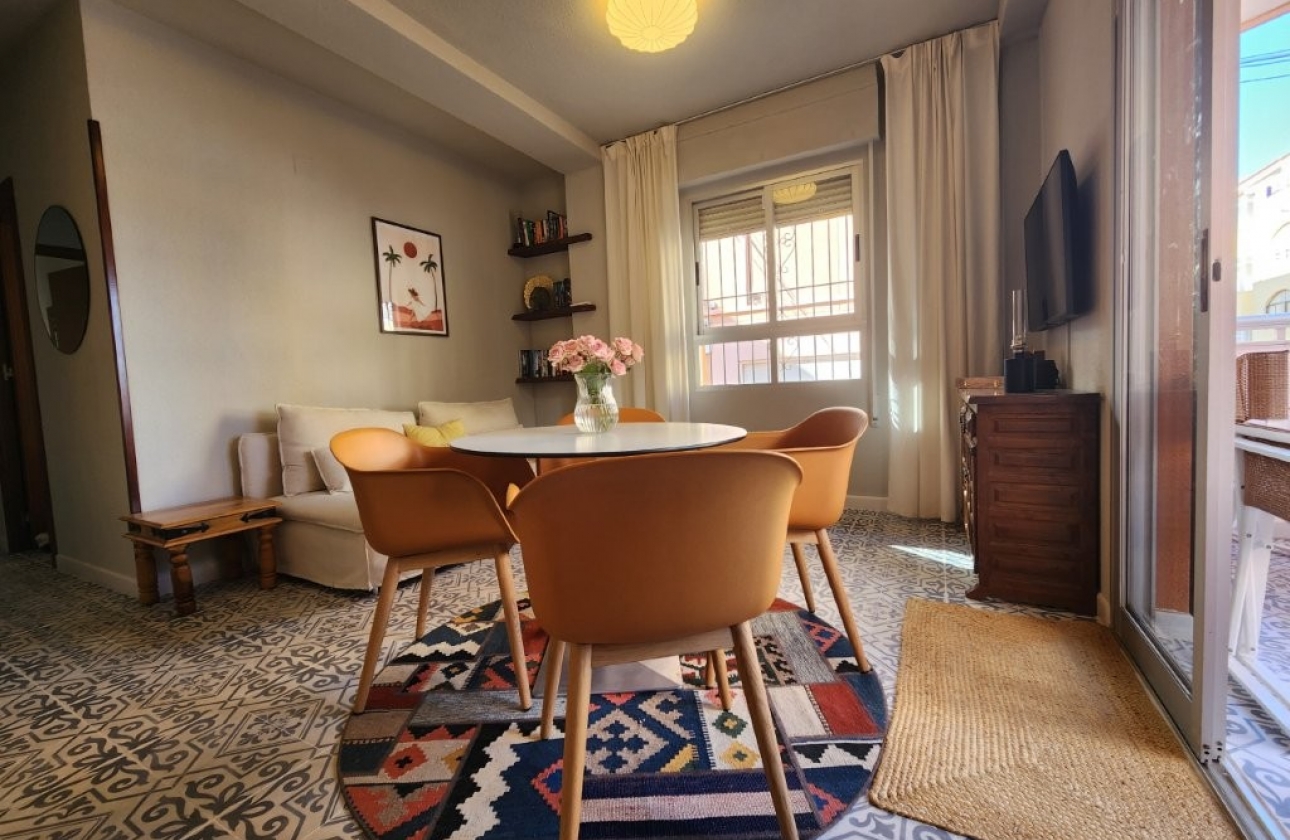 Resale - Apartment - Torrevieja - La Mata