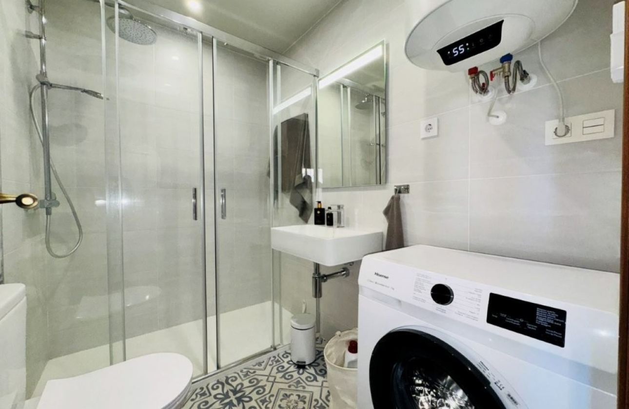 Resale - Apartment - Torrevieja - La Mata