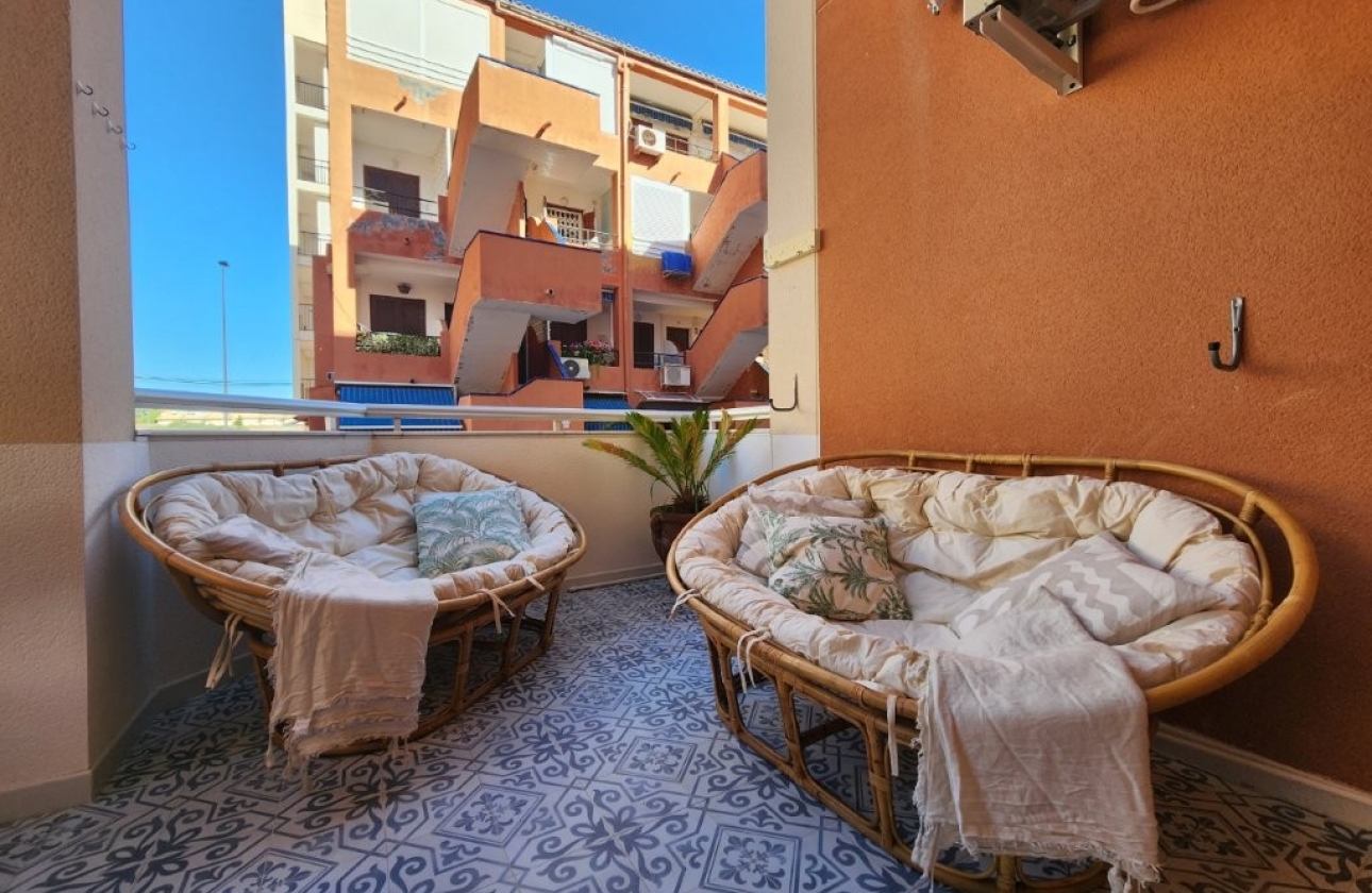 Resale - Apartment - Torrevieja - La Mata