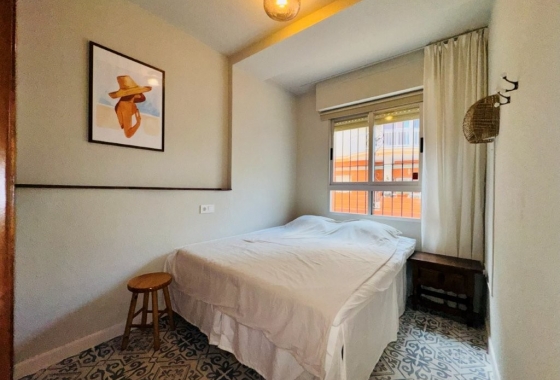 Resale - Apartment - Torrevieja - La Mata