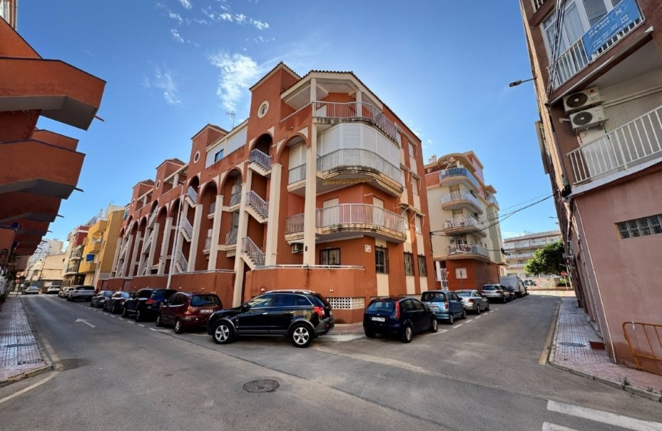Resale - Apartment - Torrevieja - La Mata