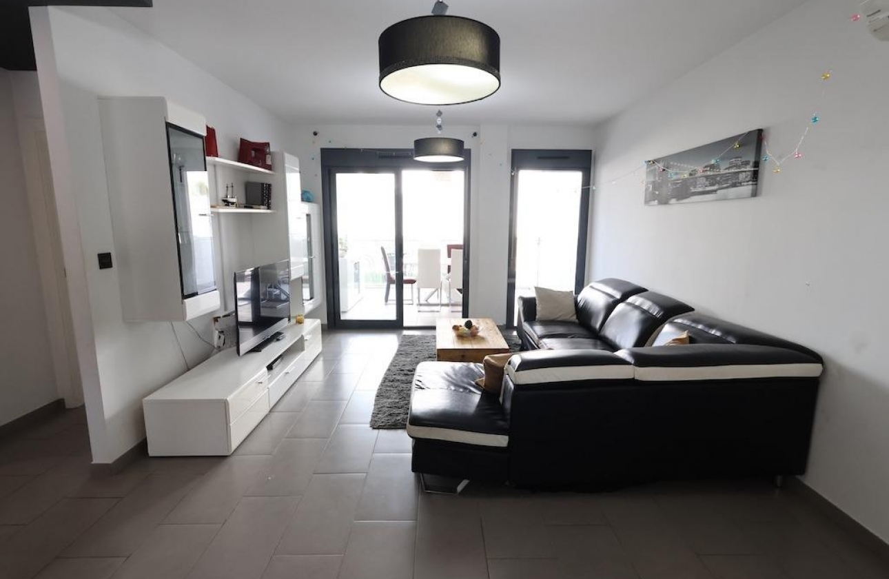 Resale - Bungalow - Orihuela Costa - La Zenia