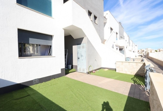 Resale - Bungalow - Orihuela Costa - La Zenia