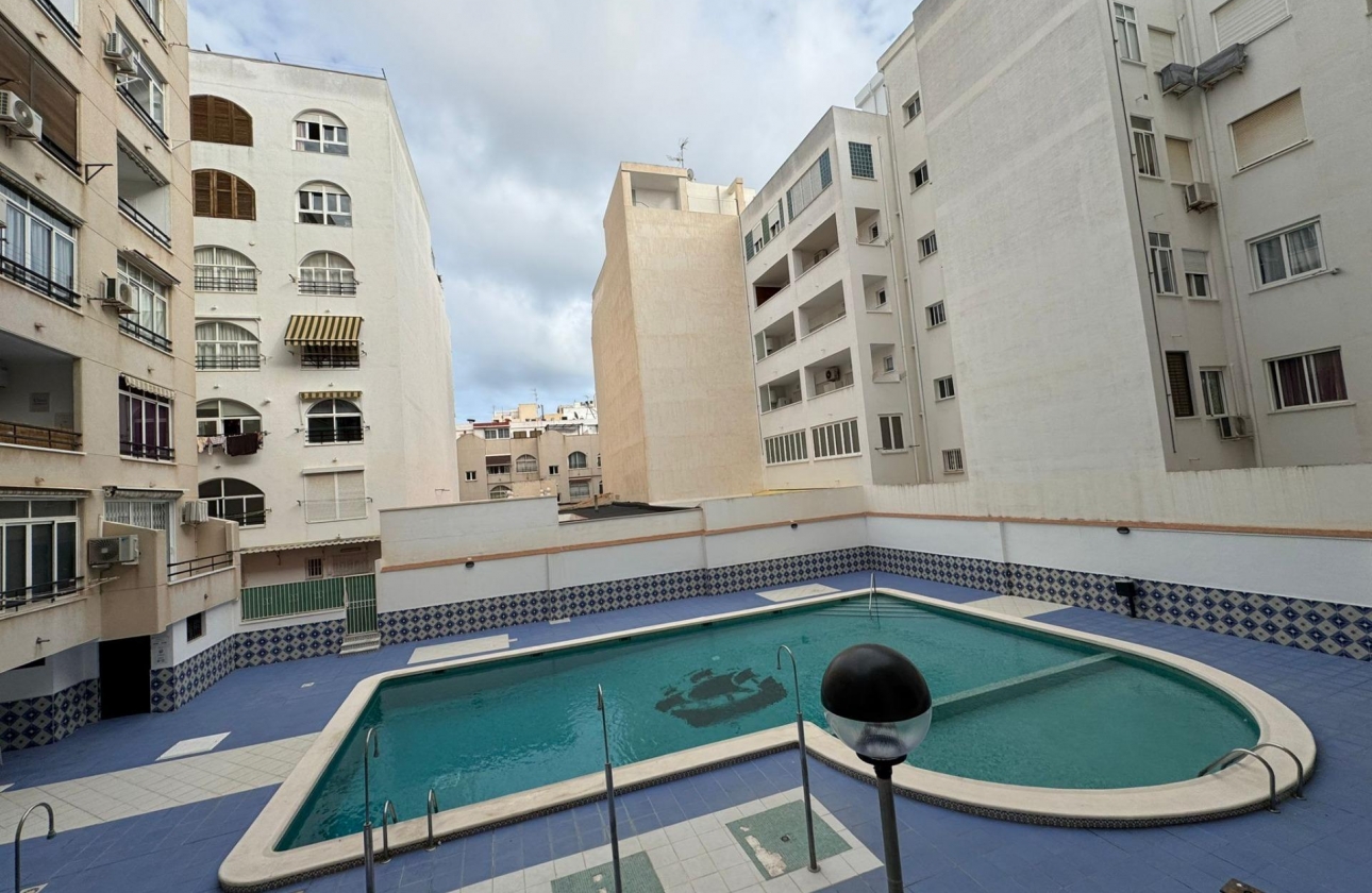 Resale - Studio - Torrevieja - Estacion de autobuses