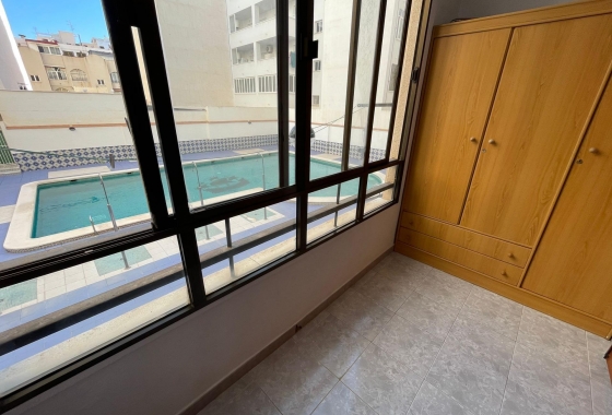 Resale - Studio - Torrevieja - Estacion de autobuses