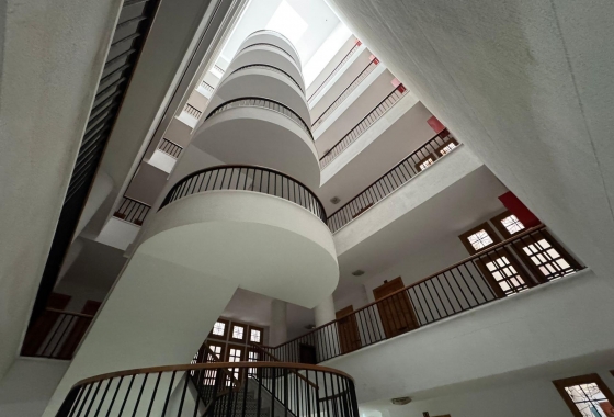 Resale - Studio - Torrevieja - Estacion de autobuses