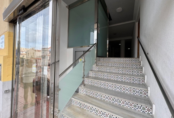 Resale - Studio - Torrevieja - Estacion de autobuses