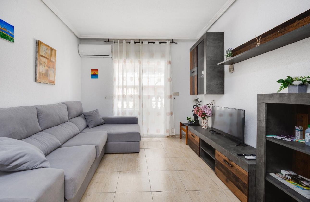 Resale - Apartment - Torrevieja - Playa del Cura