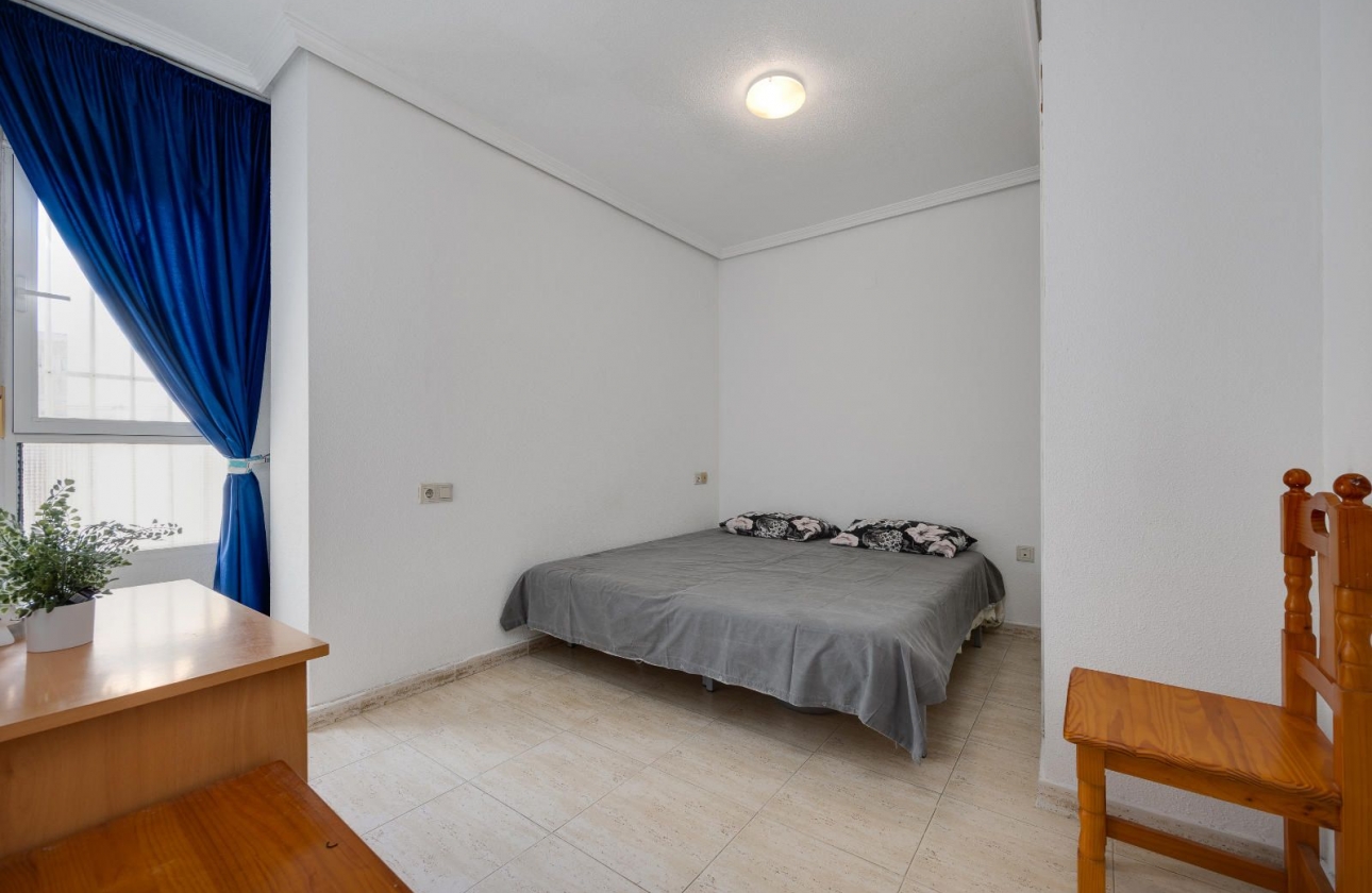 Resale - Apartment - Torrevieja - Playa del Cura