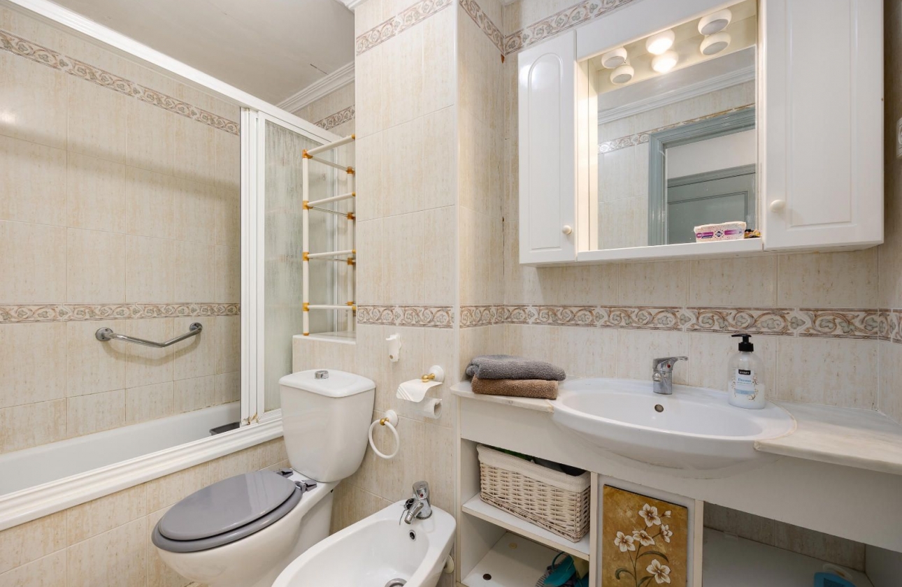 Resale - Apartment - Torrevieja - Playa del Cura