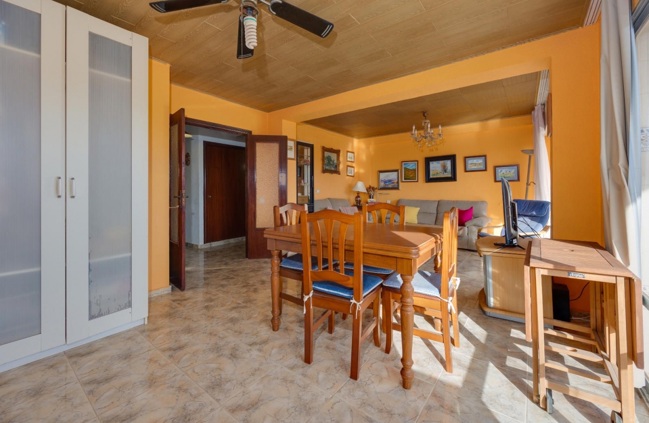 Resale - Apartment - Guardamar del Segura - Pinomar