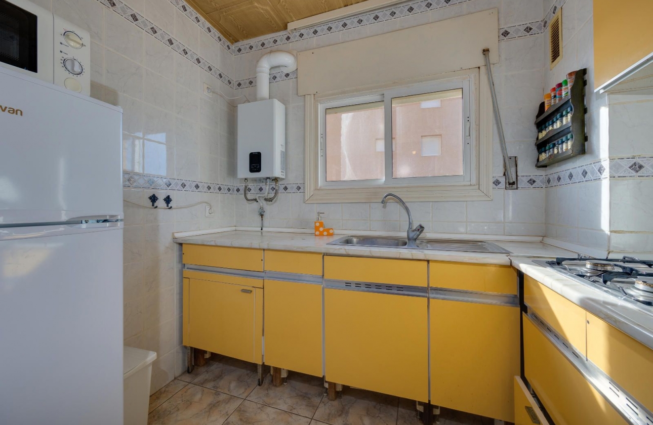 Resale - Apartment - Guardamar del Segura - Pinomar