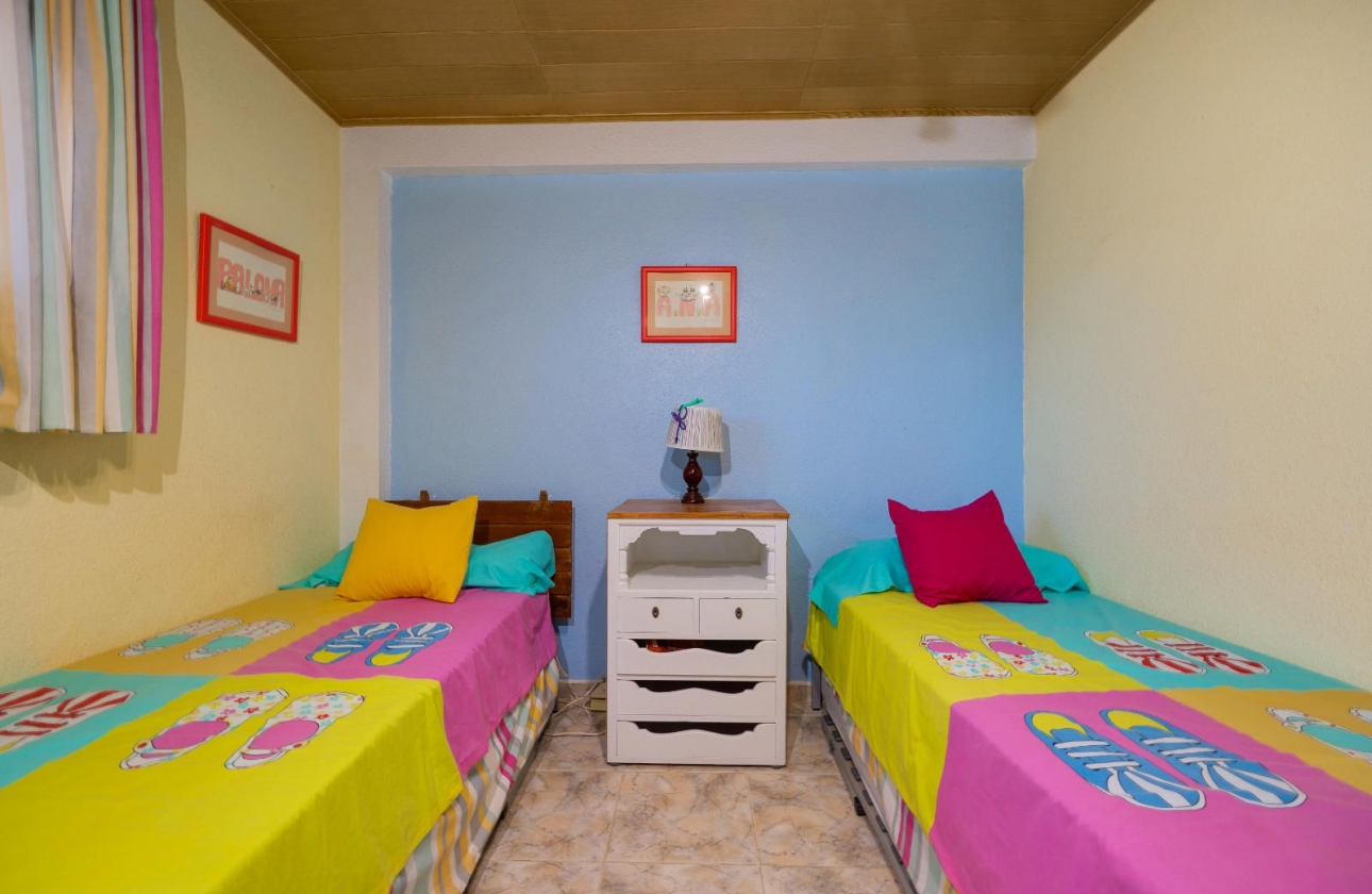 Resale - Apartment - Guardamar del Segura - Pinomar