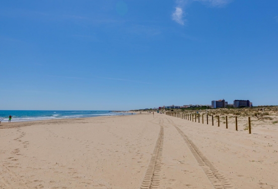 Resale - Apartment - Guardamar del Segura - Pinomar