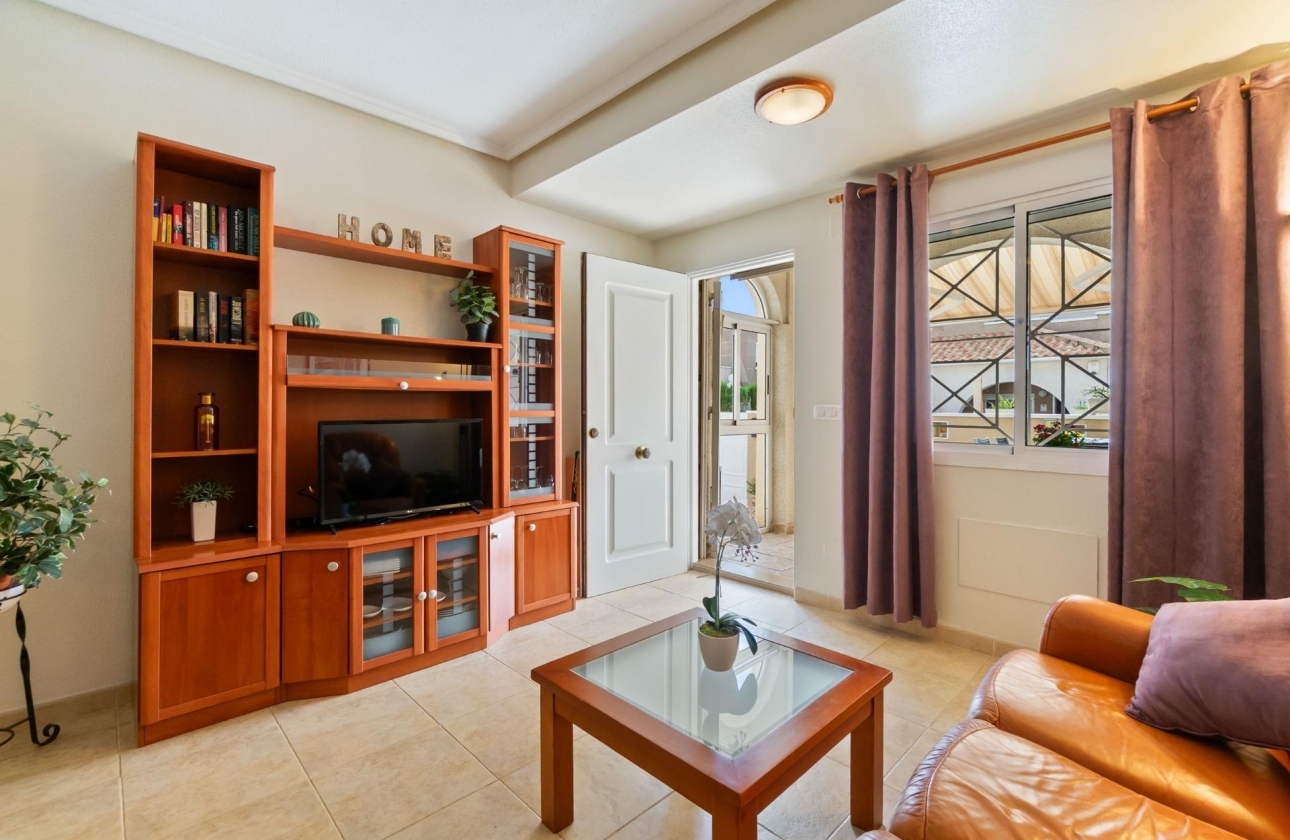 Resale - Duplex - Torrevieja - Aguas Nuevas