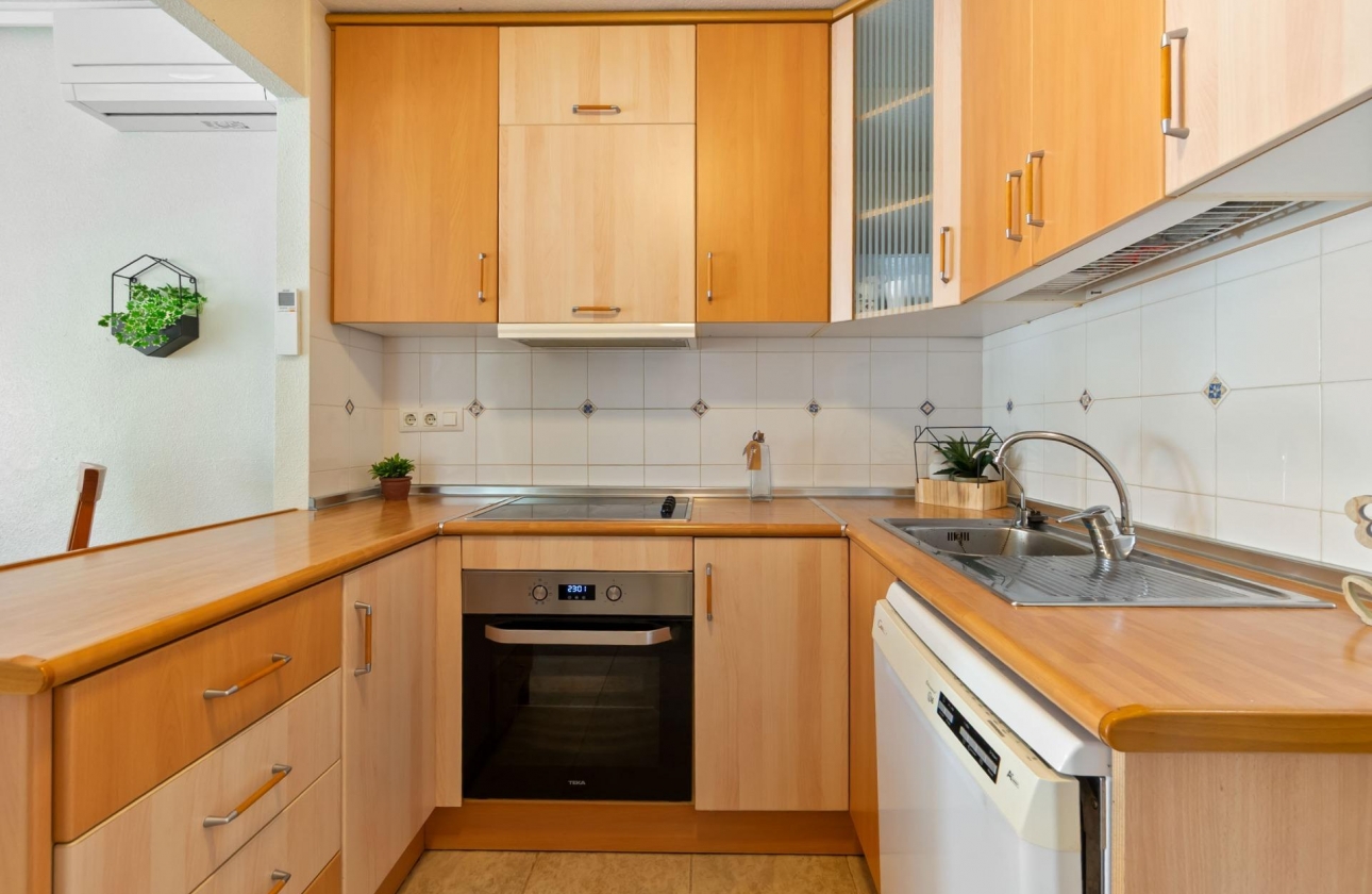 Resale - Duplex - Torrevieja - Aguas Nuevas