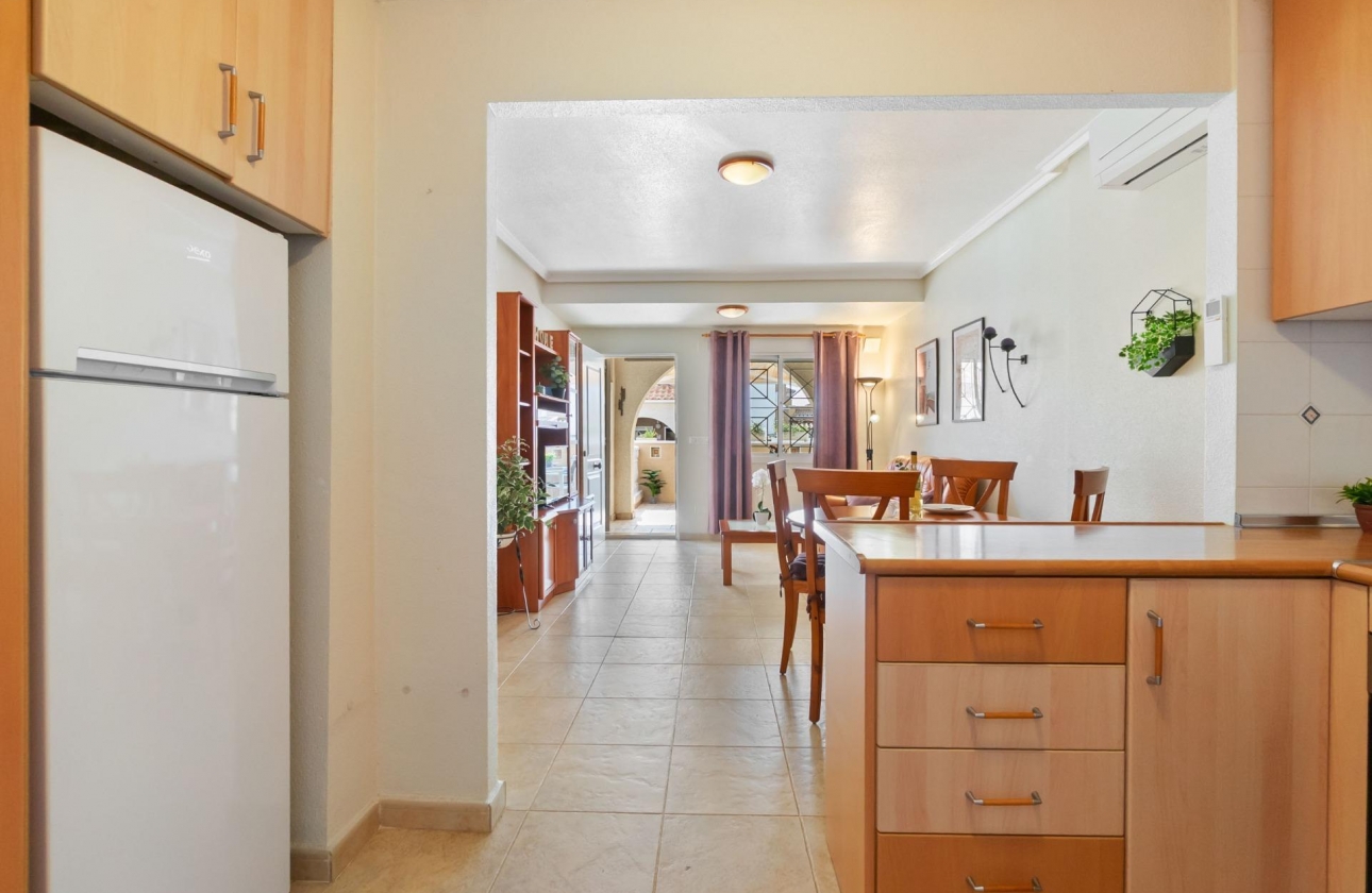 Resale - Duplex - Torrevieja - Aguas Nuevas