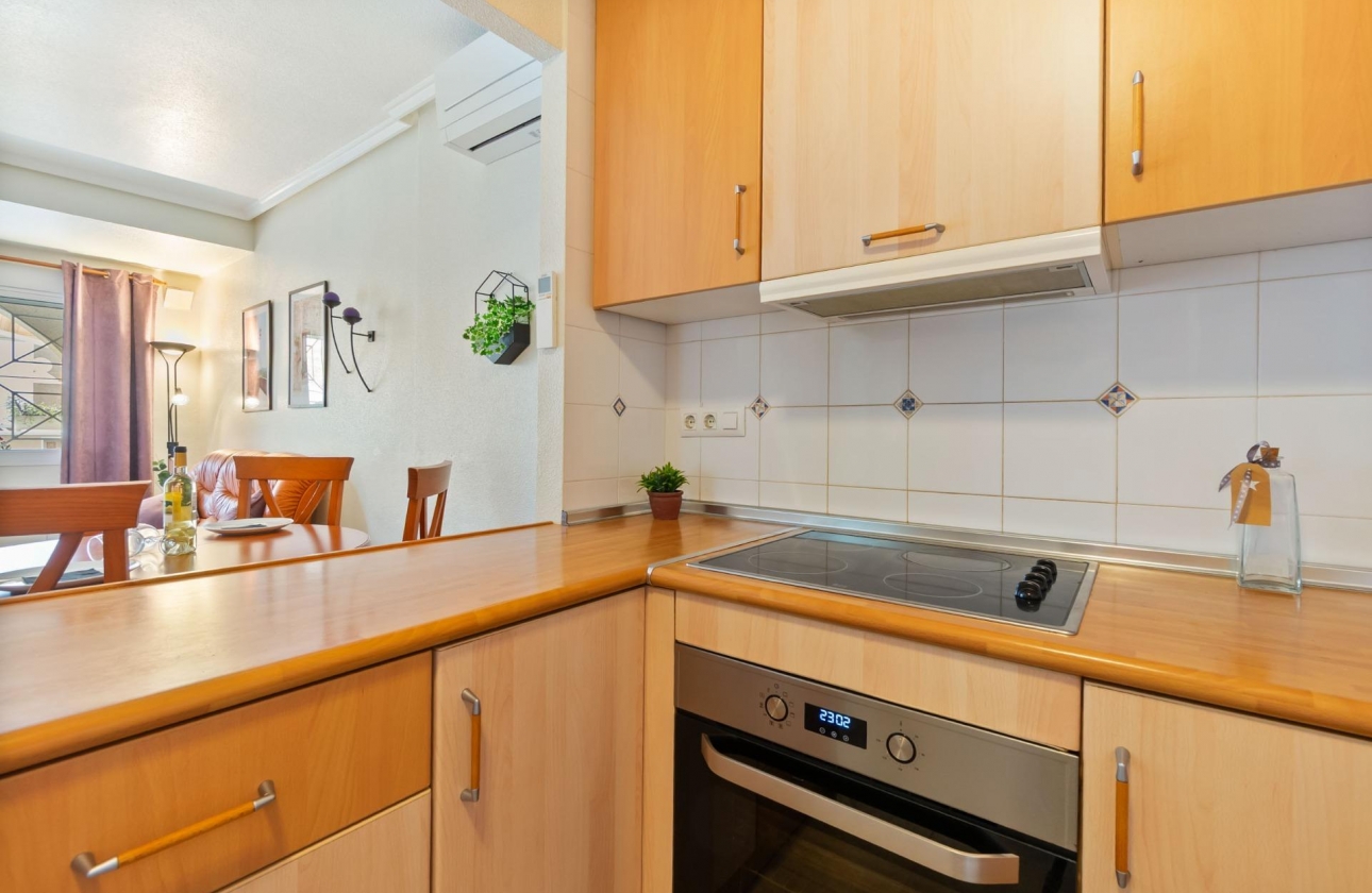 Resale - Duplex - Torrevieja - Aguas Nuevas