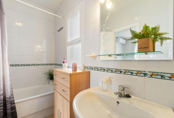 Resale - Duplex - Torrevieja - Aguas Nuevas