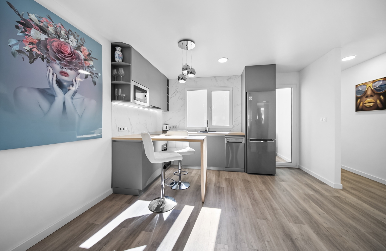 Resale - Apartment - Torrevieja - Centro